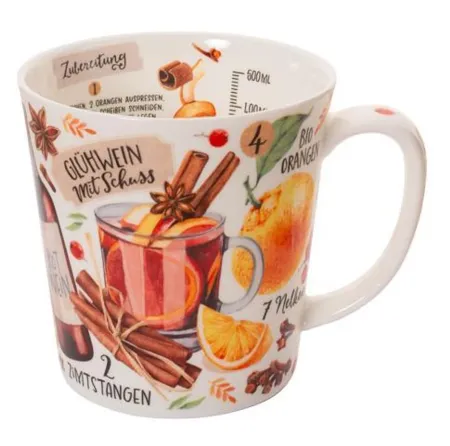 Großer Becher aus Fine Bone China mit winterlichem Glühwein-Rezept-Motiv